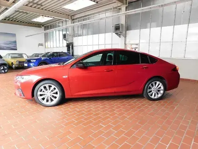 Gebraucht Opel Insignia Business Elegance 174 PS (127 kW) 2020 Rot Limousine