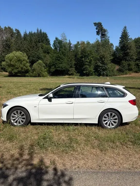 Gebraucht BMW 320 184 PS (135 kW) 2013 Weiß Kombi
