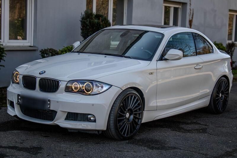 Weiß Gebraucht 2011 BMW 123 Coupé M Sport Coupé | 10.800 € (Teuer) - Bild 1/4