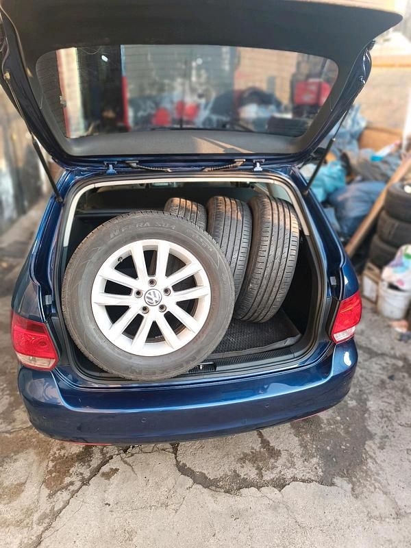 Gebraucht VW Golf VI 140 PS (102 kW) 2008 Blau Kleinwagen