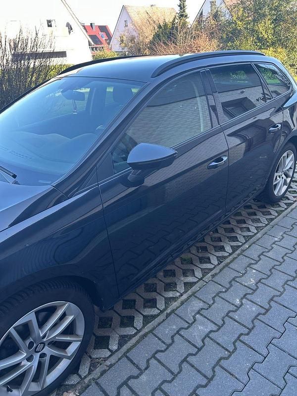 Usata Seat Leon FR 116 CV (85 kW) 2020 Nero Station wagon