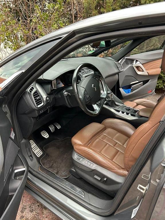 Gebraucht Citroën DS5 Sport Chic 200 PS (147 kW) 2012 Braun Kleinwagen