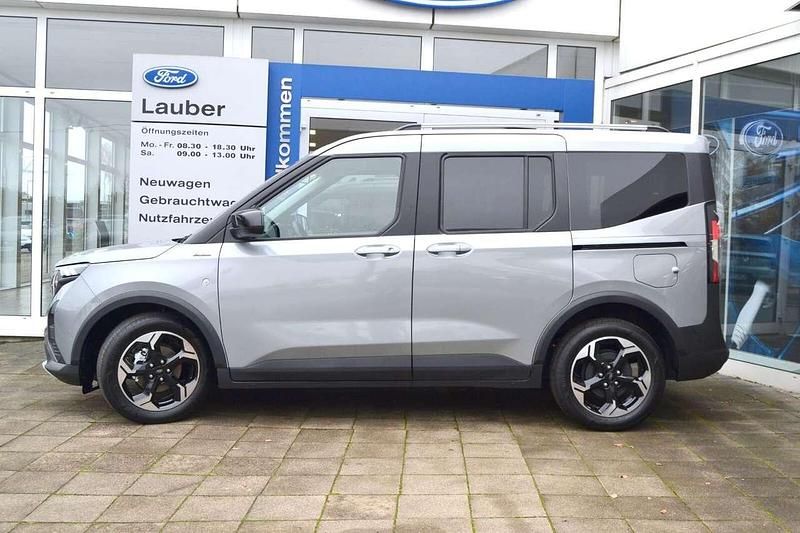 Gebraucht Ford Tourneo Active 125 PS (91 kW) 2024 Solar silver Kombi