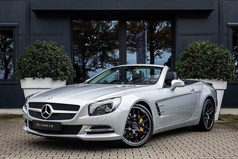Grau Gebraucht 2015 Mercedes SL400 Cabrio | 48.032 € - Bild 1/4