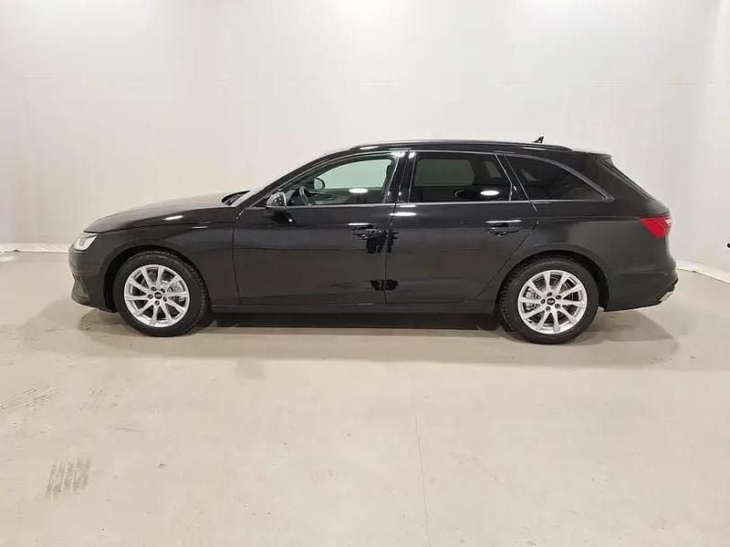 Gebraucht Audi A4 Comfort 150 PS (110 kW) 2022 Mythosschwarz metallic Kombi