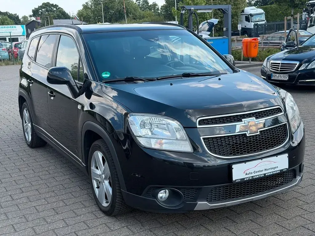Gebraucht Chevrolet Orlando LT 140 PS (102 kW) 2012 Schwarz Van / Kleinbus