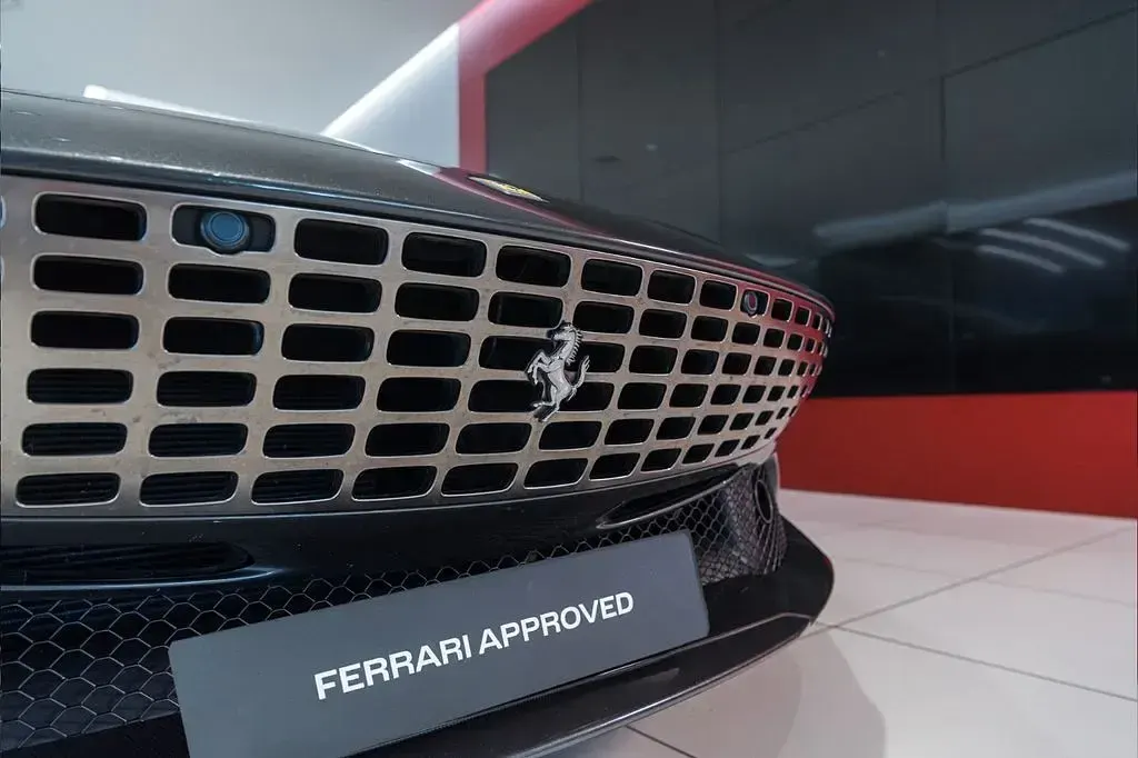 Second-hand Ferrari Roma 620 CP (456 kW) 2020 Gri Coupe