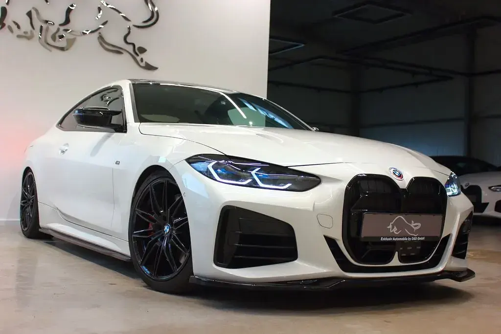 Gebraucht BMW M440 Performance 374 PS (275 kW) 2023 Weiß Coupé