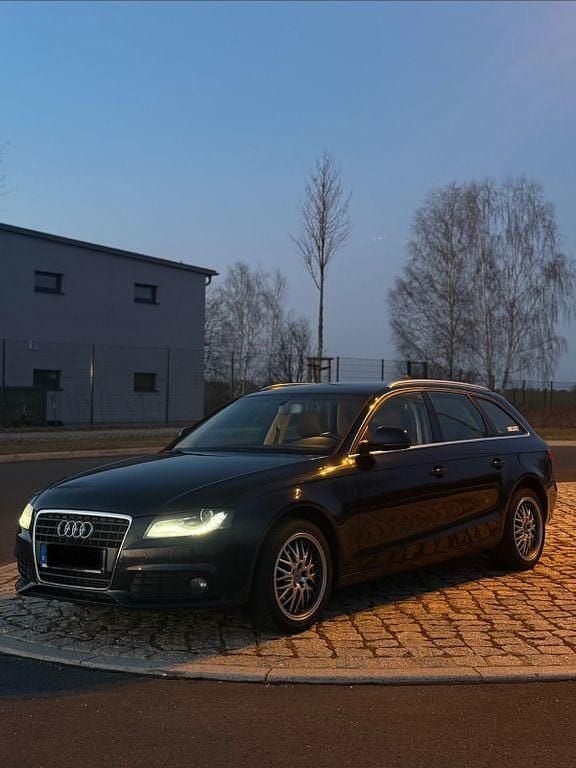 Gebraucht Audi A4 Ambiente 143 PS (105 kW) 2009 Blau Kombi