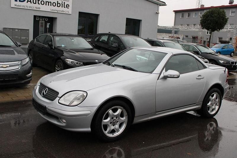 Gebraucht Mercedes SLK200 Edition 163 PS (119 kW) 2003 Silber Cabrio