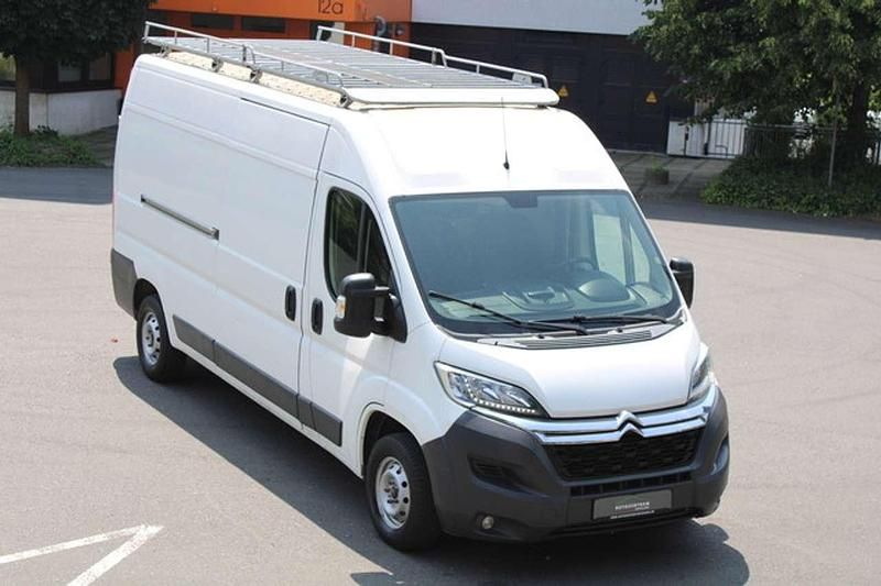 Weiss banquise Gebraucht 2016 Citroën Jumper Van / Kleinbus | 12.990 € (Guter Preis) - Bild 1/4