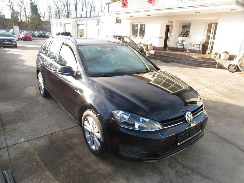 Gebraucht VW Golf VII 105 PS (77 kW) 2014 Schwarz Kombi