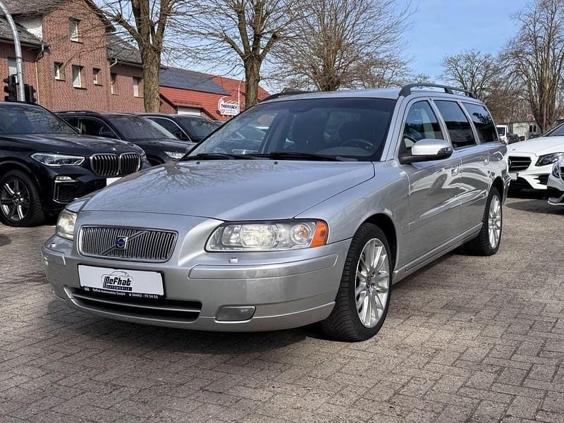 Gebraucht Volvo V70 163 PS (119 kW) 2007 Silber Kombi