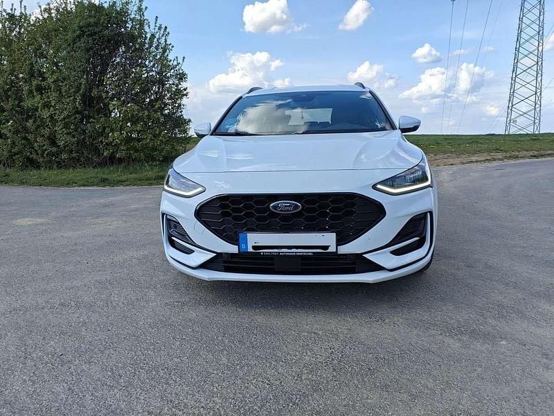 Second-hand Ford Focus ST-Line X 155 CP (114 kW) 2023 Alb Break