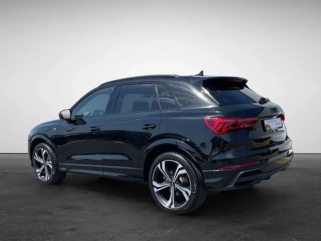Gebraucht Audi Q3 S-Line 193 PS (141 kW) 2025 Schwarz SUV