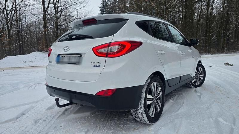 Gebraucht Hyundai ix35 Edition 116 PS (85 kW) 2015 Weiß SUV