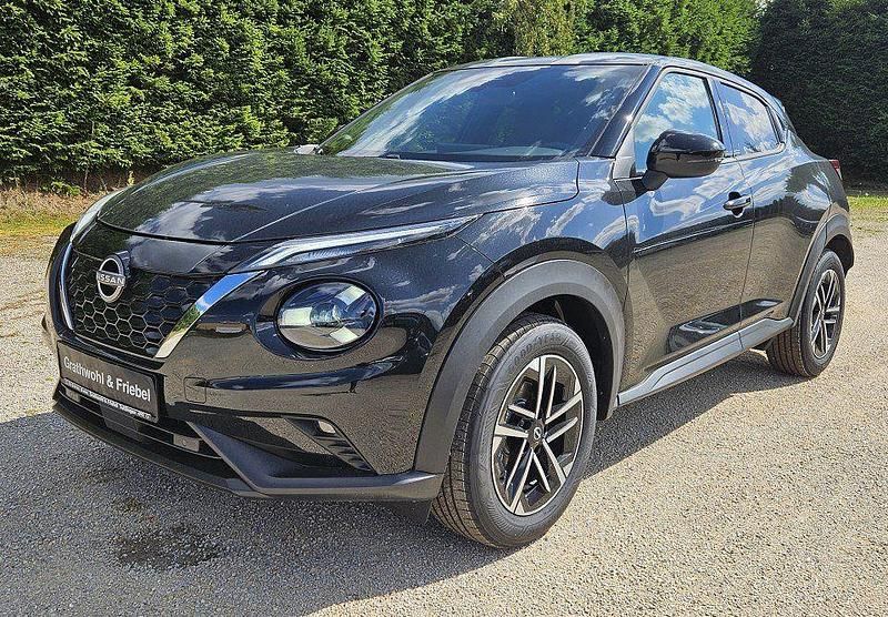 Schwarz Neu 2025 Nissan Juke N-Connecta SUV | 28.290 € (Fairer Preis) - Bild 1/4