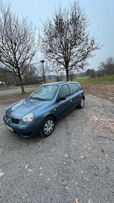 Gebraucht Renault Clio II 63 PS (46 kW) 2008 Blau Kleinwagen