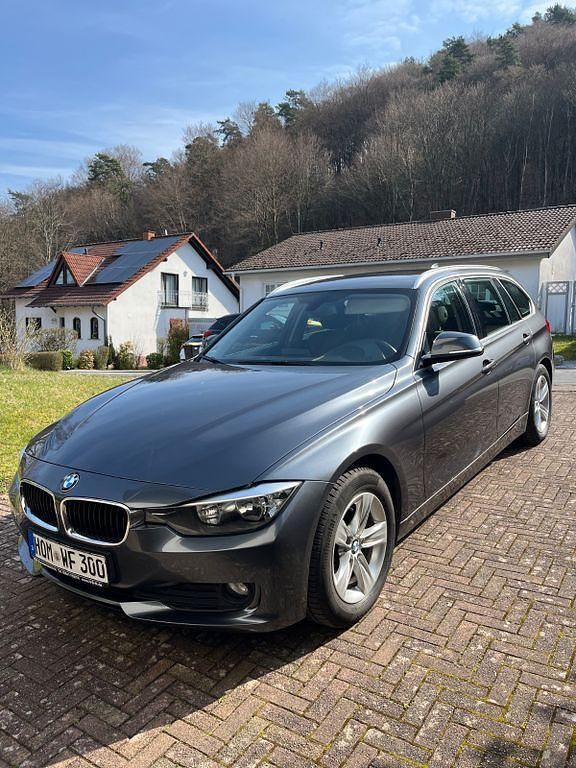 Gebraucht BMW 316 116 PS (85 kW) 2013 Grau Kombi