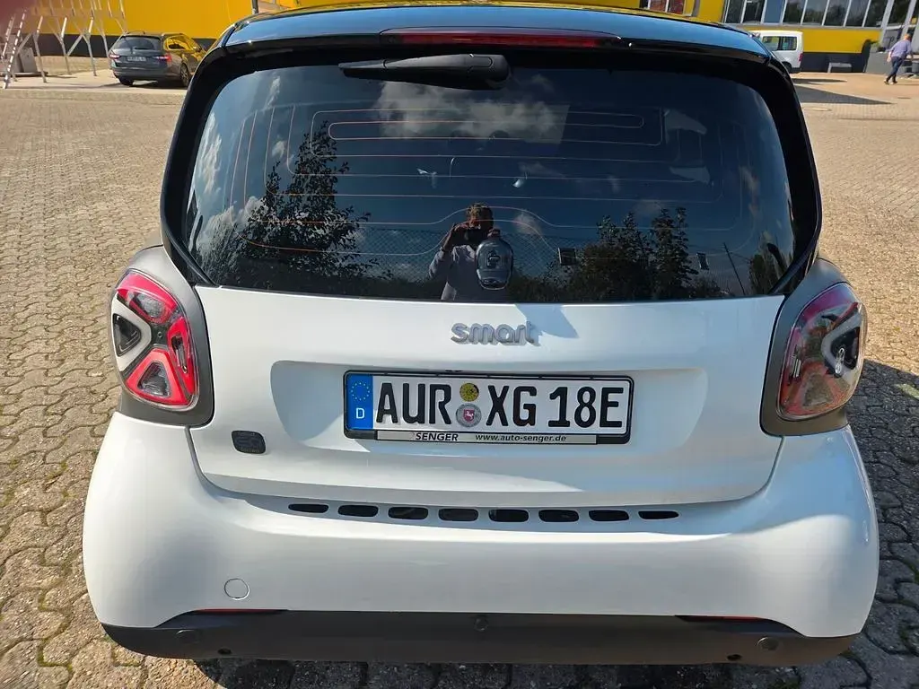 Gebraucht Smart ForTwo Electric Drive Passion 60 kW (82 PS) 2020 Weiß Coupé