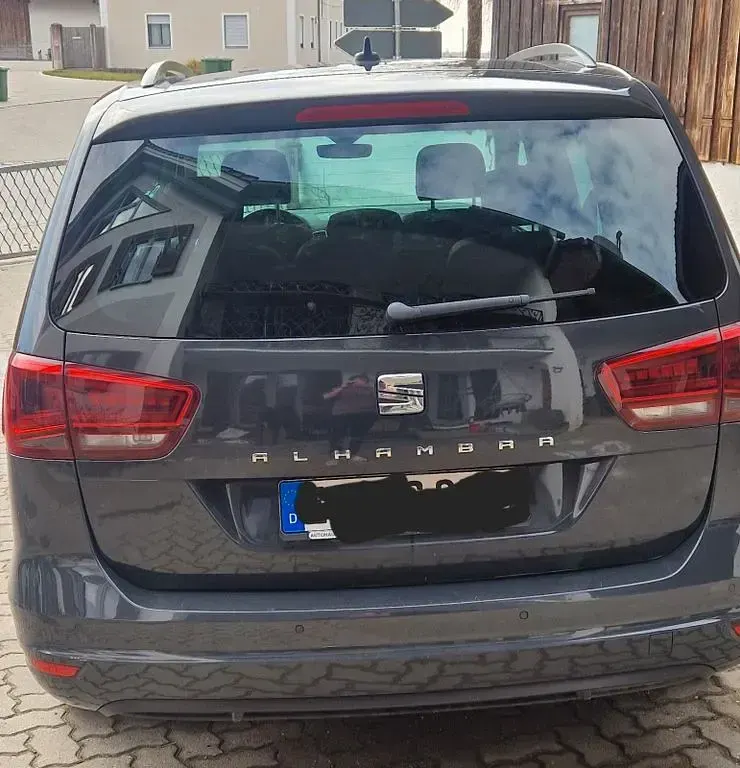 Gebraucht Seat Alhambra 20th Anniversary 220 PS (161 kW) 2017 Grau Van / Kleinbus