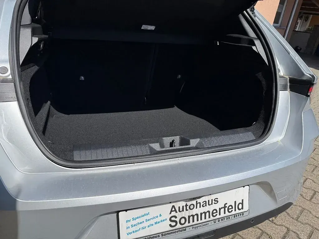 Gebraucht Opel Astra Edition 131 PS (96 kW) 2025 Grau Kleinwagen