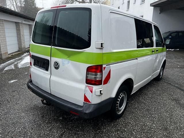 Gebraucht VW T5 140 PS (102 kW) 2010 Van