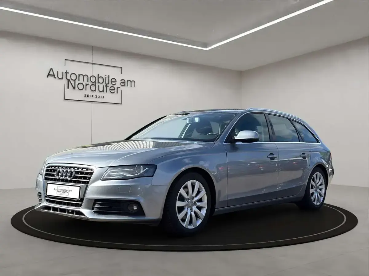 Używany Audi A4 Ambition 160 KM (117 kW) 2010 Szary Kombi
