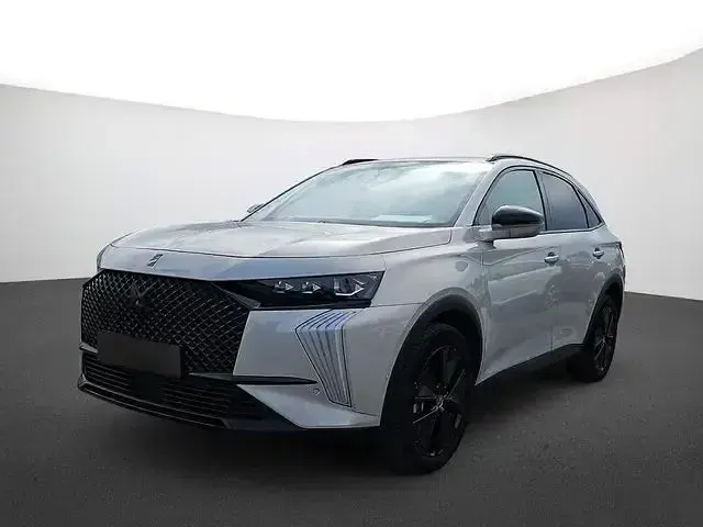 Gebraucht DS Automobiles DS7 Crossback Performance Line Plus 131 PS (96 kW) 2024 Silber SUV