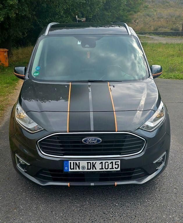 Grau Gebraucht 2018 Ford Tourneo Connect Van / Kleinbus | 17.500 € (Fairer Preis) - Bild 1/4