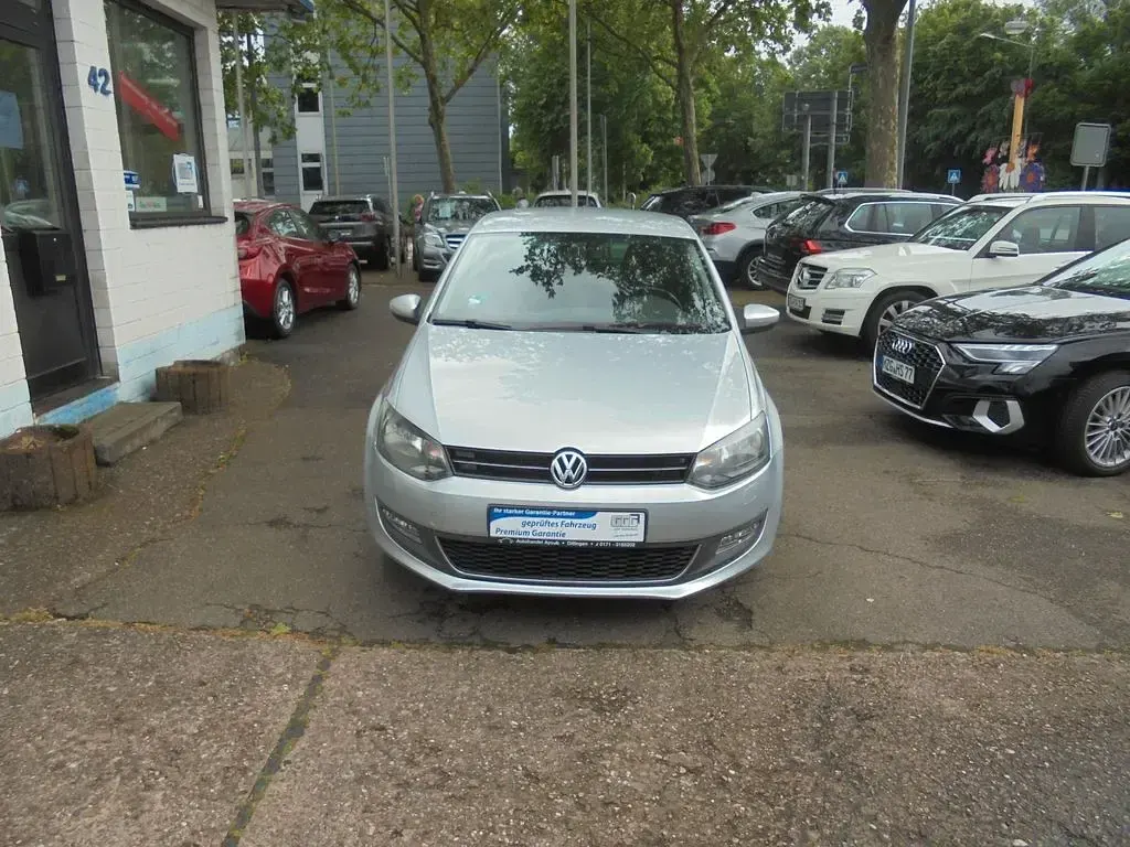Gebraucht VW Polo Life 90 PS (66 kW) 2013 Silber Kleinwagen