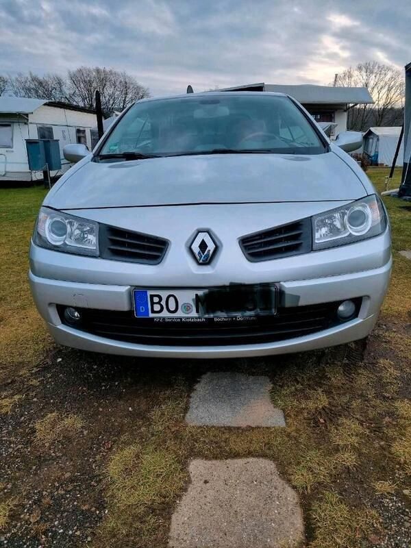 Silber Gebraucht 2008 Renault Mégane Cabriolet Cabrio | 4.300 € (Fairer Preis) - Bild 1/4