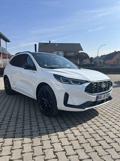 Gebraucht Ford Kuga ST-Line X 243 PS (178 kW) 2026 Weiß SUV