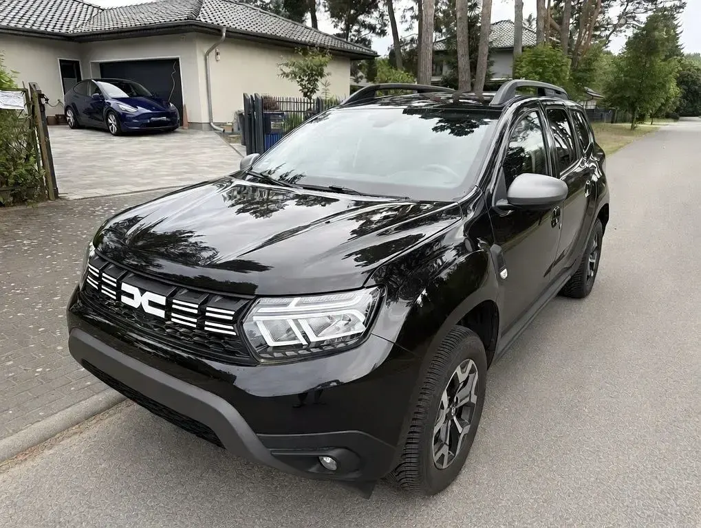 Gebraucht Dacia Duster Journey 131 PS (96 kW) 2022 Perlmuttschwarz SUV