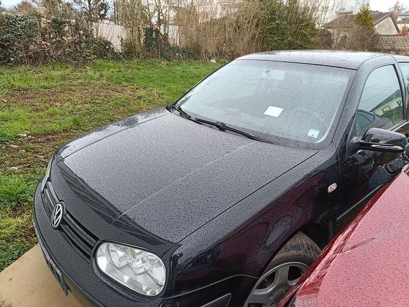 Gebraucht VW Golf IV Basis 75 PS (55 kW) 2002 Schwarz Limousine