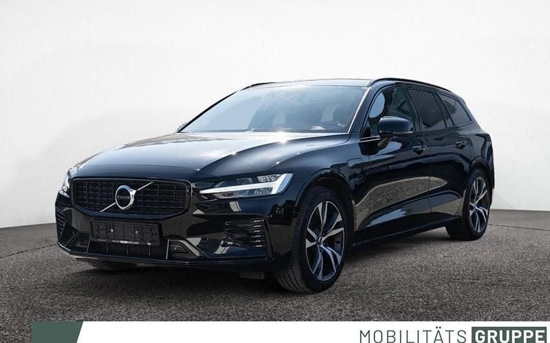 Schwarz Gebraucht 2021 Volvo V60 R-Design Kombi | 26.890 € (Superpreis) - Bild 1/4