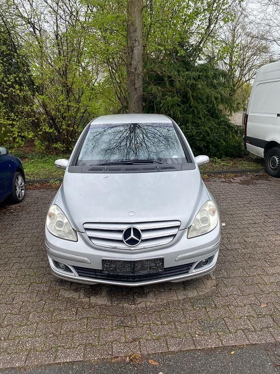 Gebraucht Mercedes B150 95 PS (69 kW) 2005 Van / Kleinbus