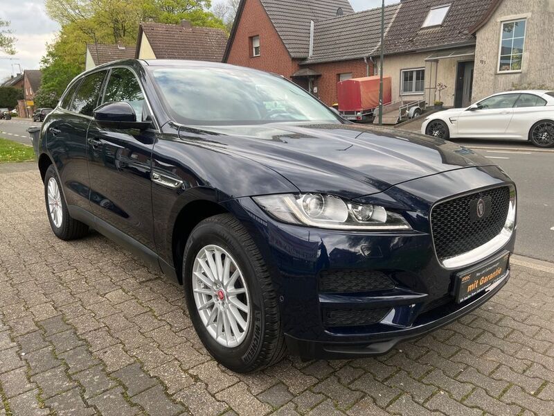 Blau Gebraucht 2019 Jaguar F-Pace Prestige SUV | 21.930 € (Superpreis) - Bild 1/4