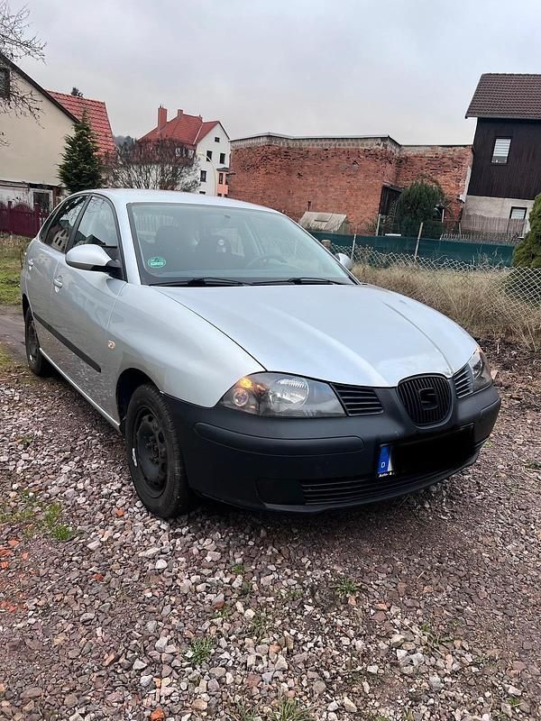 Gebraucht Seat Leon 75 PS (55 kW) 2005 Silber Limousine