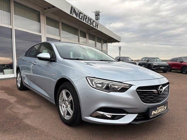 Gebraucht Opel Insignia Edition 165 PS (121 kW) 2017 Blau Limousine