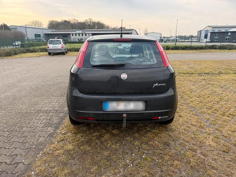 Gebraucht Fiat Punto 79 PS (58 kW) 2008 Schwarz Kleinwagen
