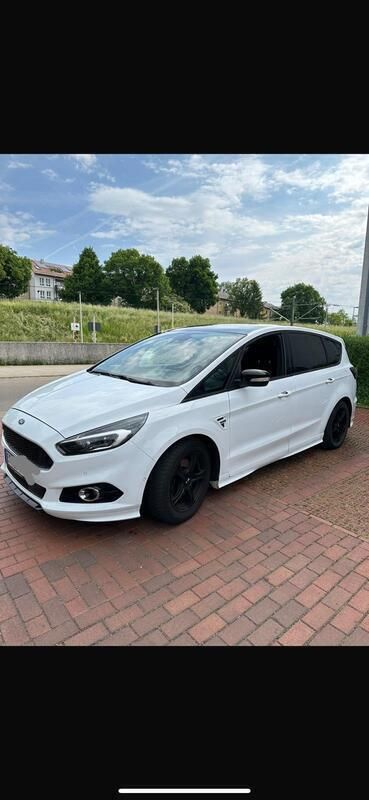 Weiß Gebraucht 2018 Ford S-MAX ST-Line Van / Kleinbus | 25.500 € - Bild 1/4