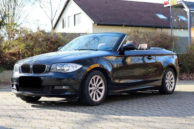 Gebraucht BMW 118 Cabriolet 143 PS (105 kW) 2009 Schwarz Cabrio