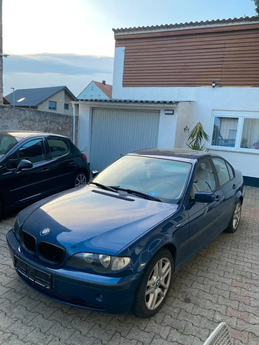 Gebraucht BMW 316 116 PS (85 kW) 2005 Blau Limousine