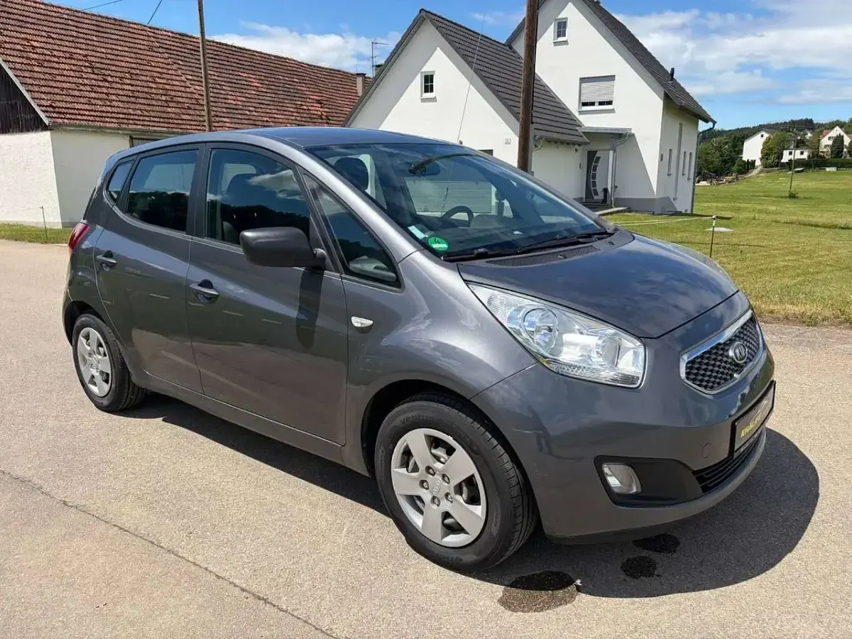 Gebraucht Kia Venga Vision 90 PS (66 kW) 2010 Steel grey Kleinwagen