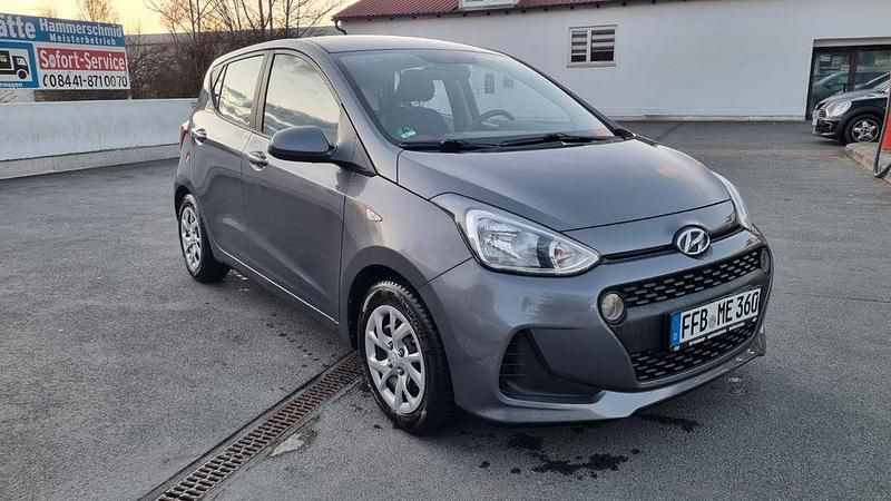 Gebraucht Hyundai i10 67 PS (49 kW) 2017 Grau Kleinwagen