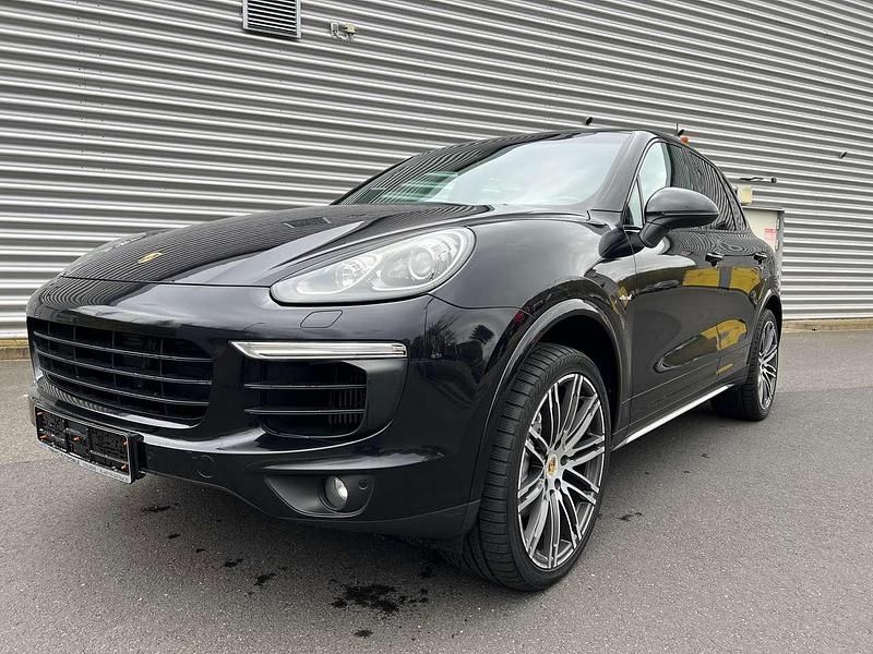 Gebraucht Porsche Cayenne Platinum Edition 262 PS (192 kW) 2017 Tiefschwarzmetallic SUV