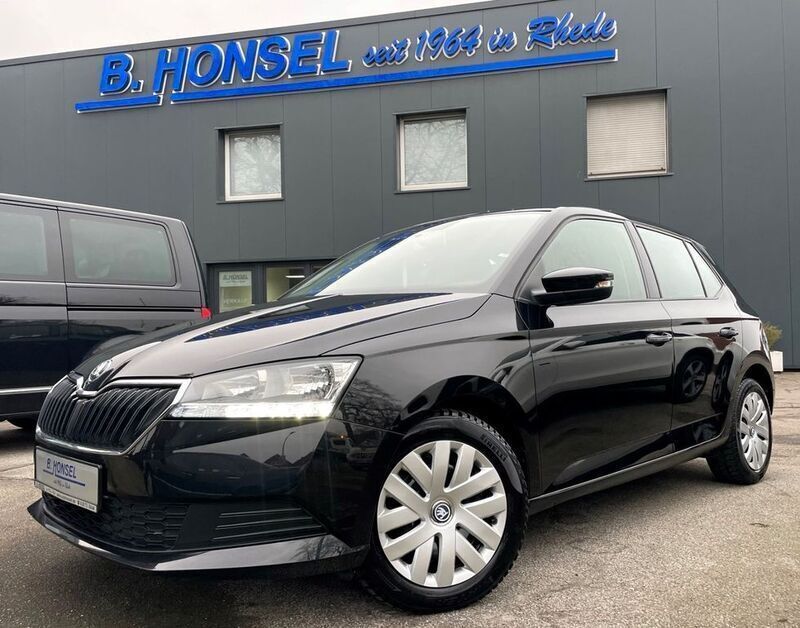 Schwarz Gebraucht 2021 Skoda Fabia Cool Plus Kleinwagen | 10.990 € (Fairer Preis) - Bild 1/4