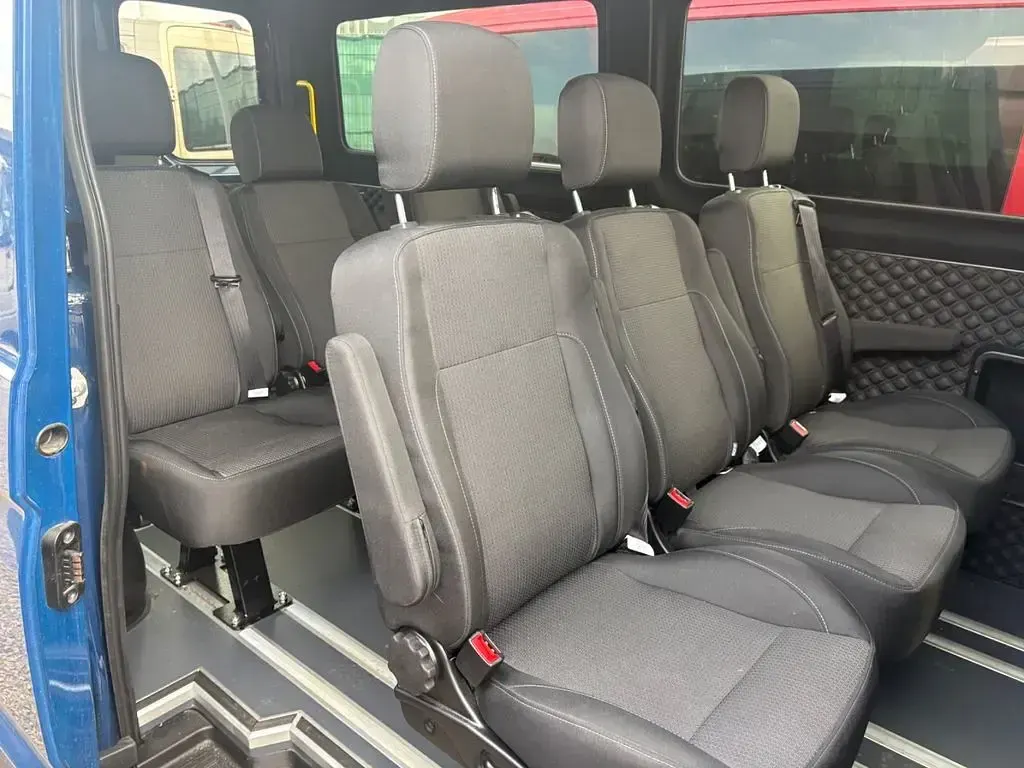 Second-hand MAN TGE 177 CP (130 kW) 2025 Roșu Van