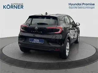 Używany Renault Captur Evolution 158 KM (116 kW) 2025 Czarny SUV